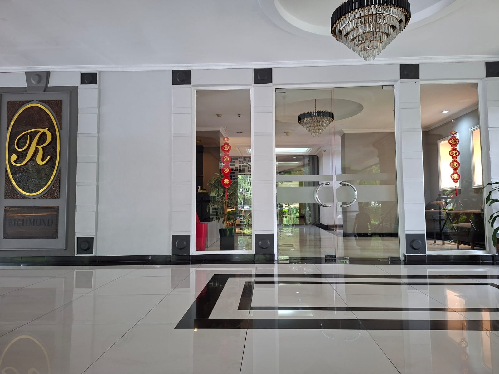 AGUNAN LELANG UNIT APARTEMEN
