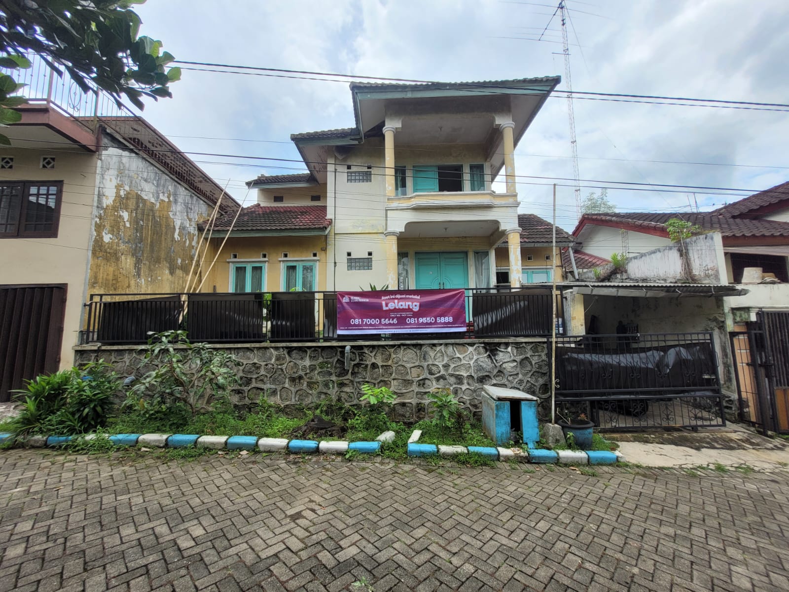 SEGERA LELANG RUMAH 2 LANTAI - Thumbnail 3