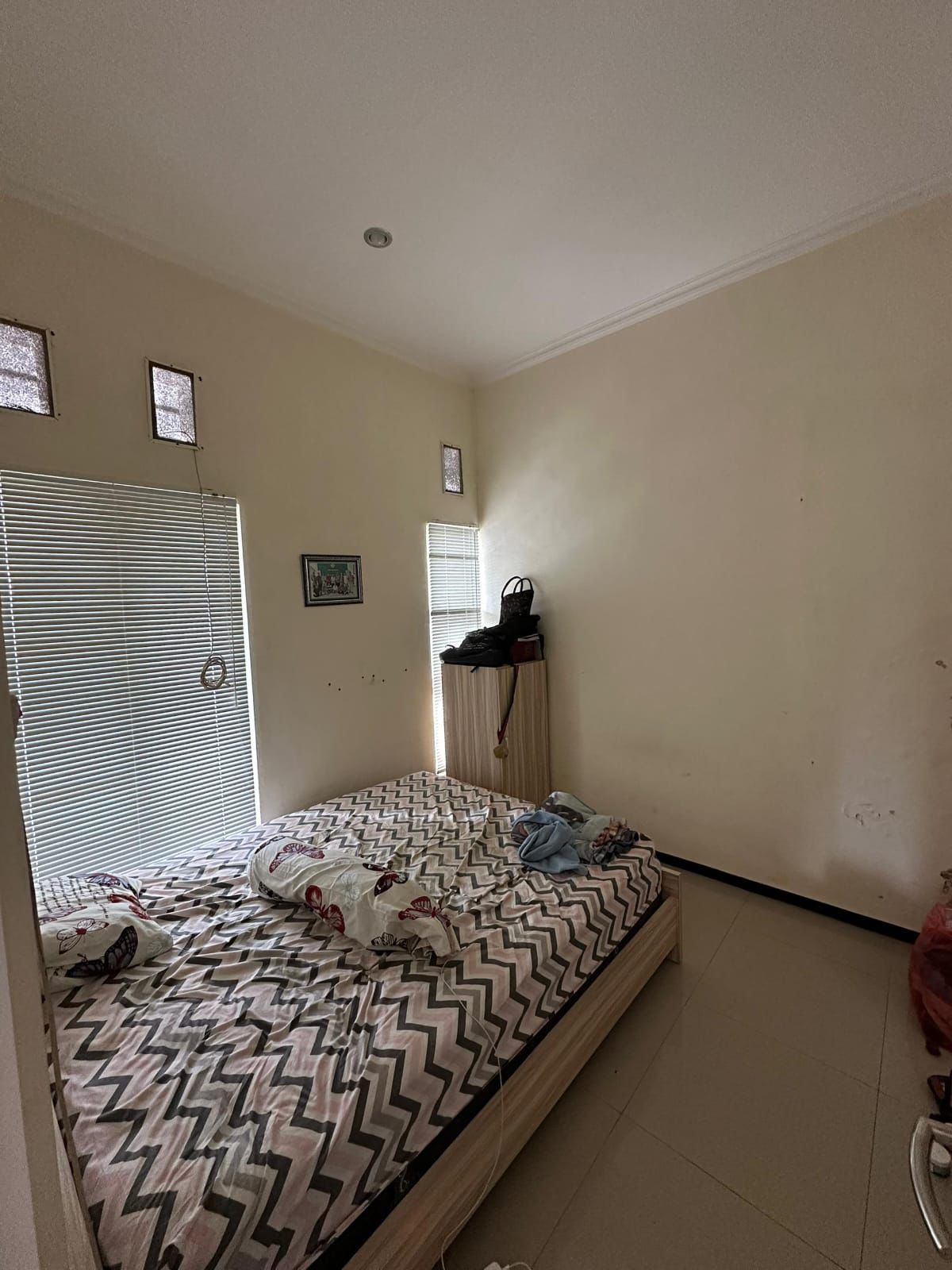 AGUNAN LELANG RUMAH TINGGAL