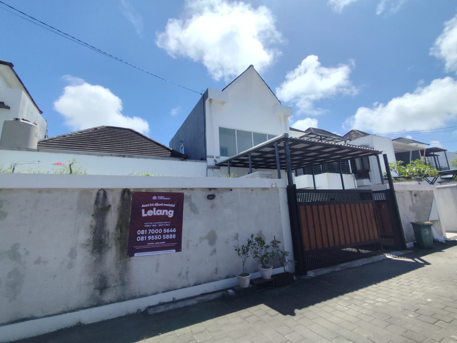 AGUNAN LELANG RUMAH TINGGAL