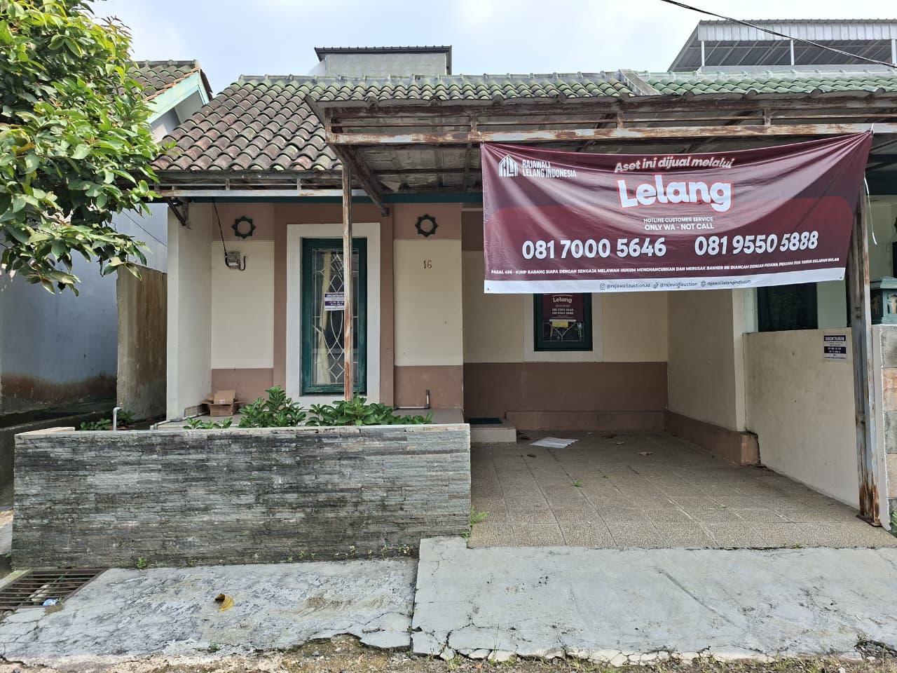 AGUNAN LELANG RUMAH TINGGAL