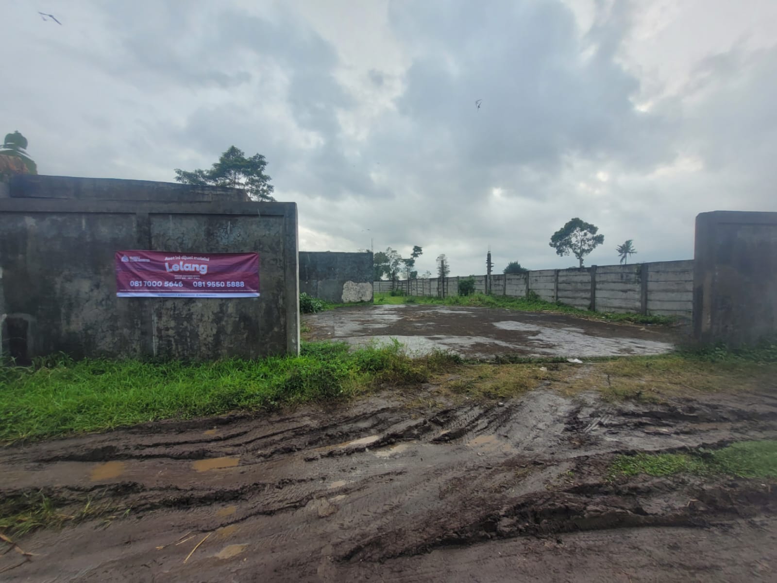 AGUNAN LELANG GUDANG